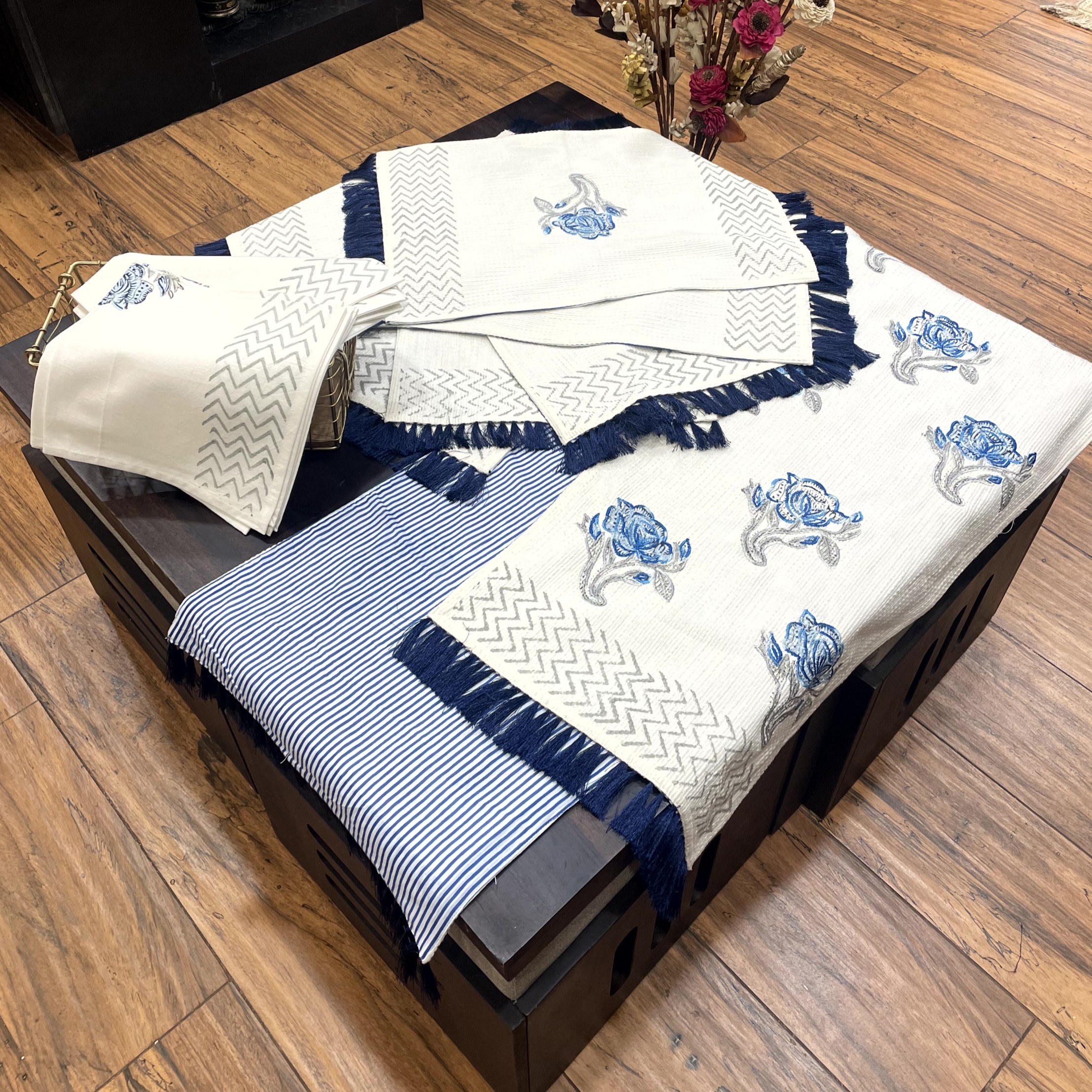  Azure Blossom Complete Dining Set