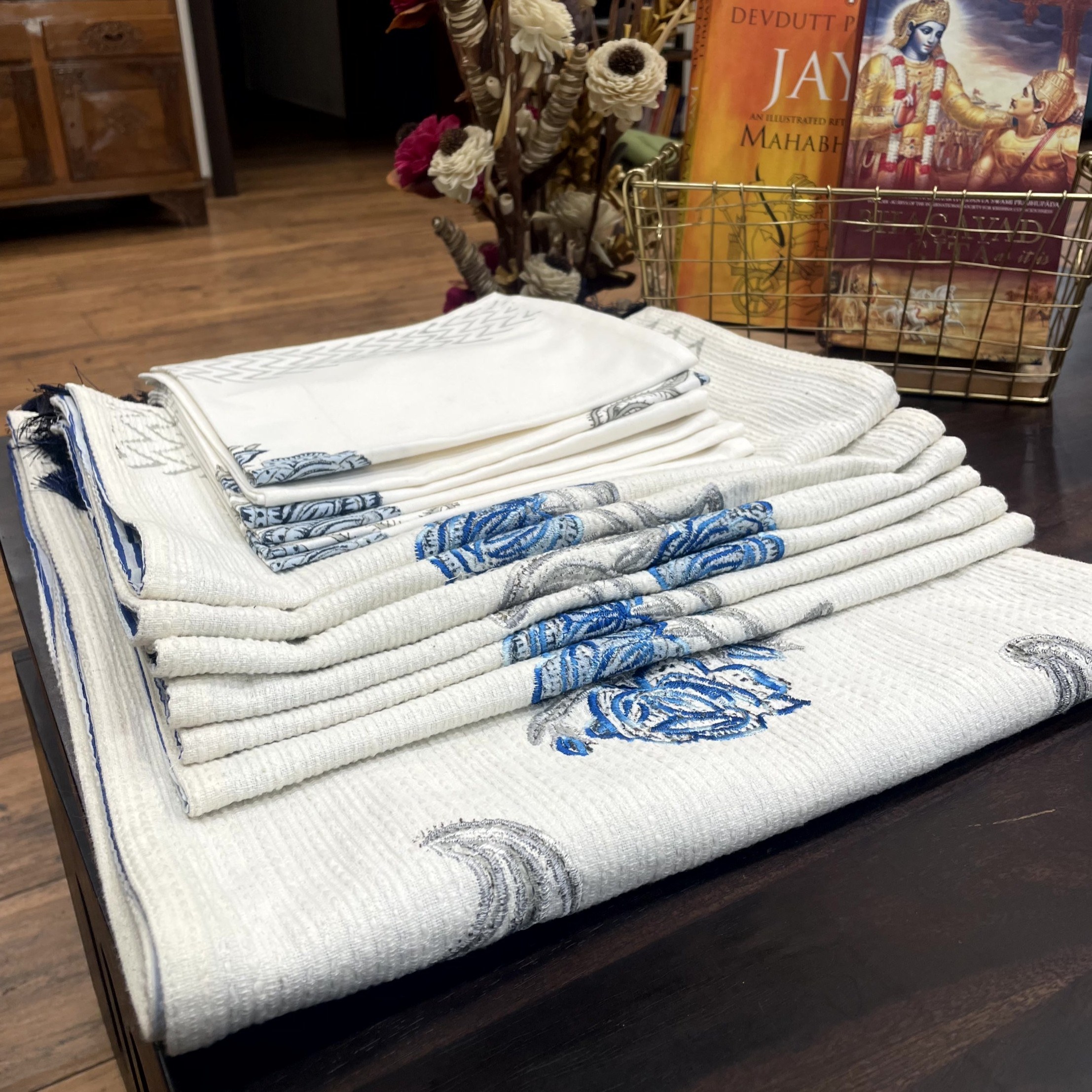  Azure Blossom Complete Dining Set