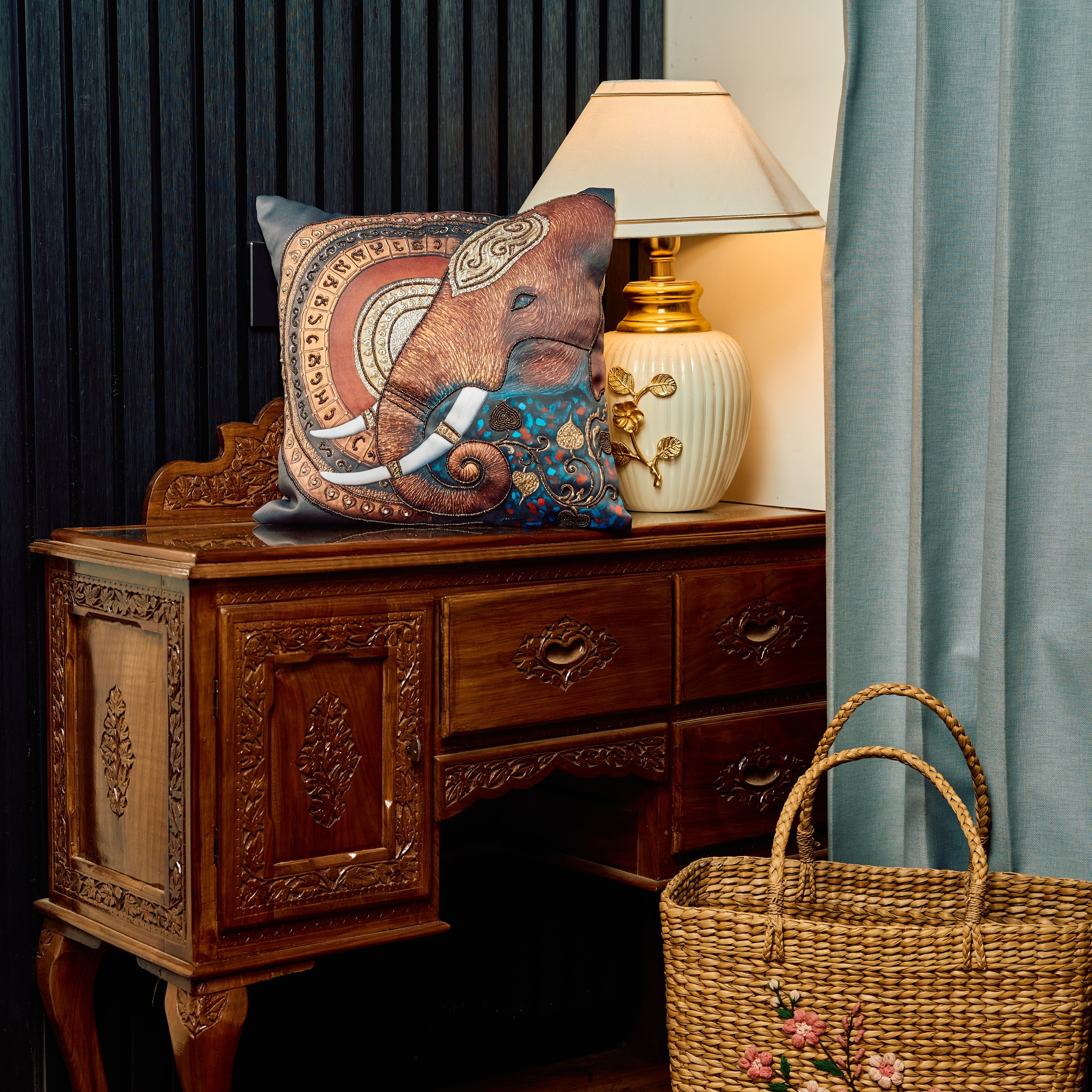 Regal Gaja Antique Pearl Silk Cushion