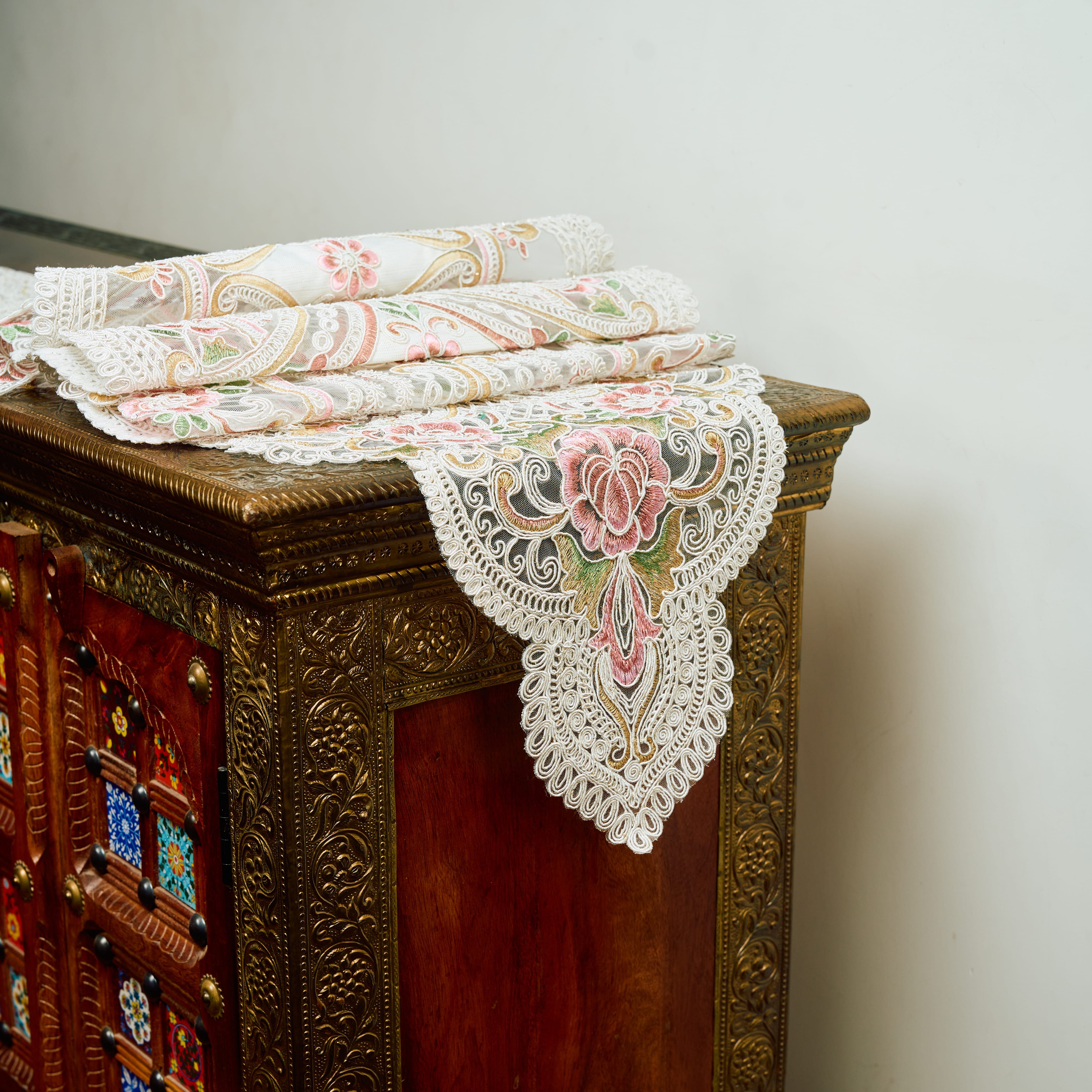Turkish Rosabella Long Runner