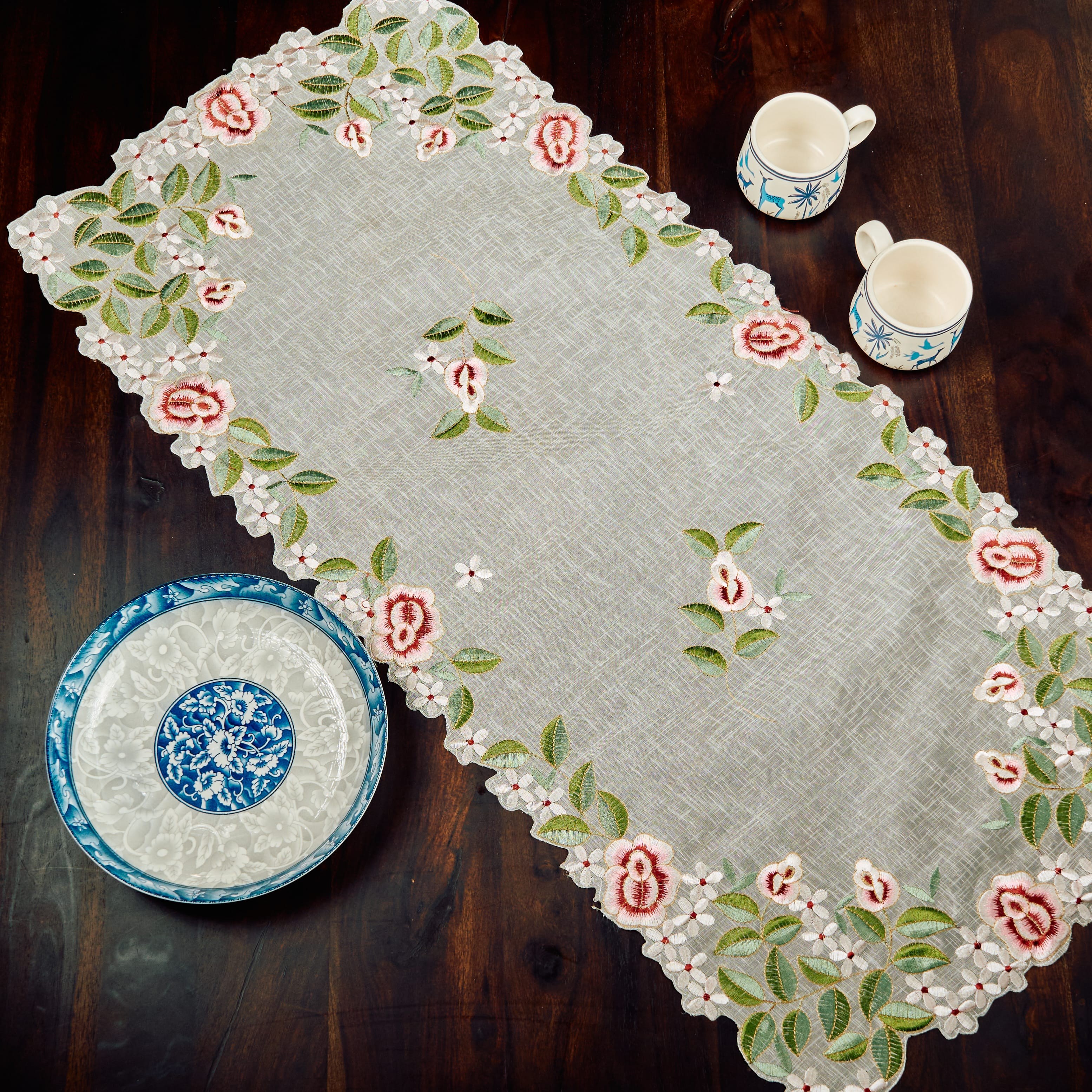 White Rose Embroidered French Short Linen Runner